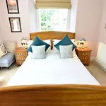 Fairfield House And Gardens 4*