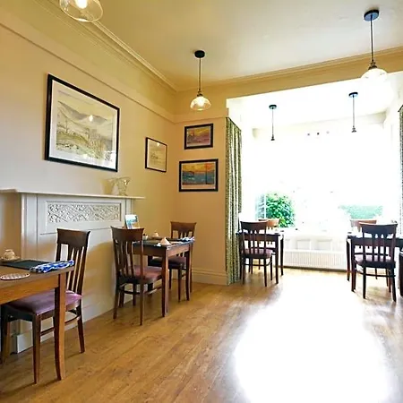 B&B Fairfield House And Gardens 보우네스온윈더미어