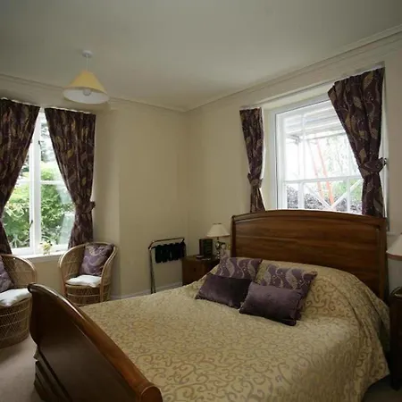 Fairfield House And Gardens Bed and Breakfast 4*